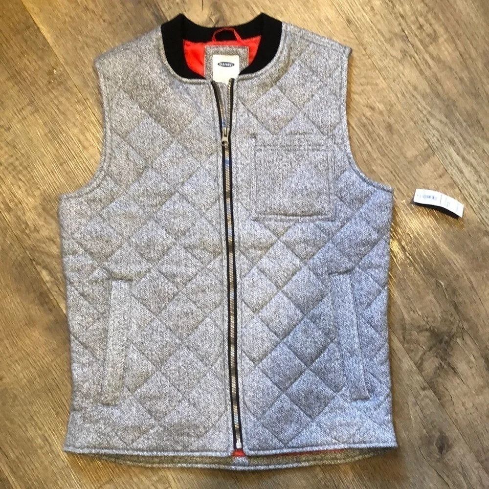 Old‎ Navy Lined Quilted Vest